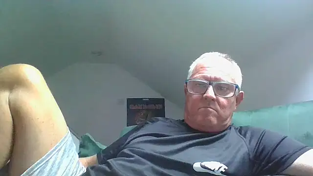 Webkamerová show naughtygrandad1