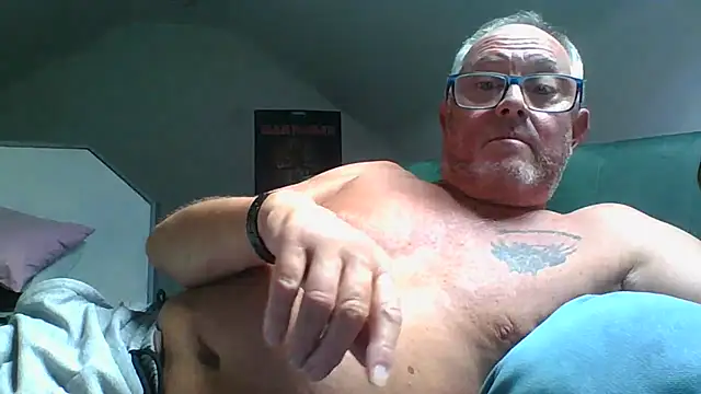naughtygrandad1: διαδικτυακό σόου στην κάμερα