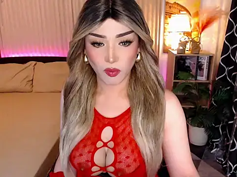 Show modela OliviaGrace_Hilton na web-kameri