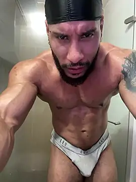Andrew_Johnnsonn Webbikameraesitys