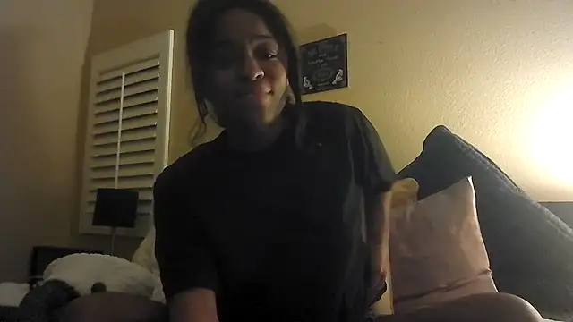 Marlowlovee's Webcam Show