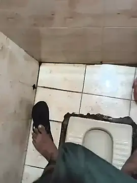 Jihadiboy_91: διαδικτυακό σόου στην κάμερα