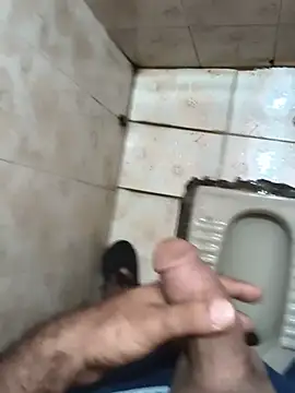 Jihadiboy_91: διαδικτυακό σόου στην κάμερα