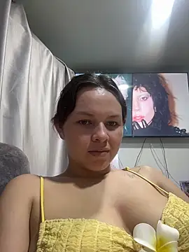 Онлайн чат XXX miacarrot