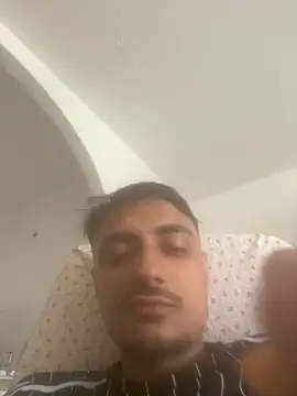 SpyingTouching Webcam-Show