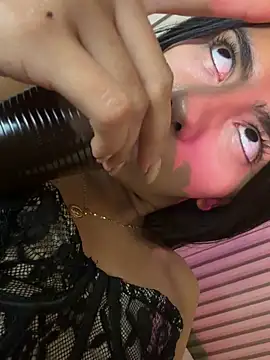 Lilybeeth Adlı Modelin Web Kamerası Şovu