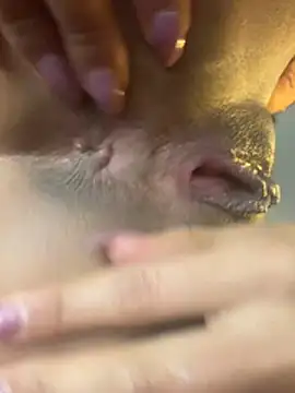 Lilybeethのウェブカメラショー