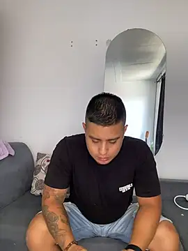 Živý XXX chat miaftmax
