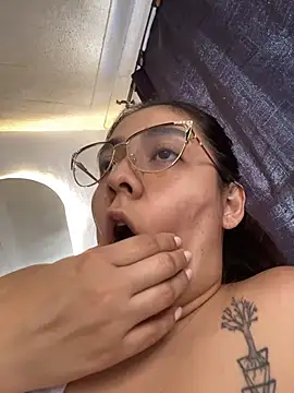 miaftmax Chat XXX live