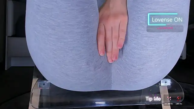 Cameltoe_squirt_inPants Webcam Show