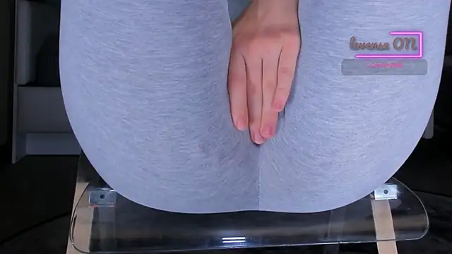 Cameltoe_squirt_inPants XXX чат на живо
