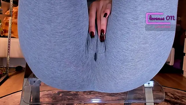 Cameltoe_squirt_inPants: вебкам-шоу