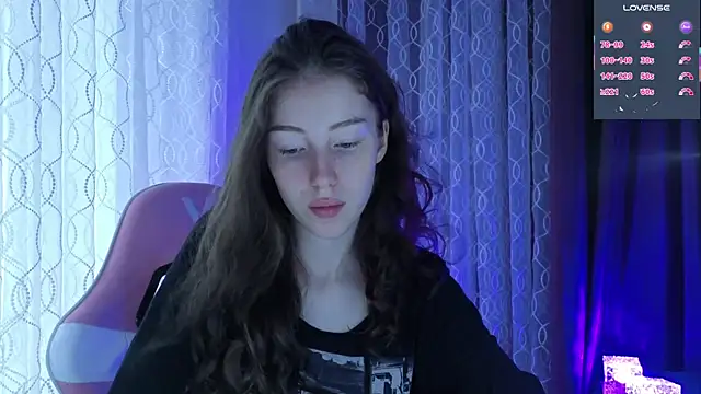 eskatmi's Live XXX Chat