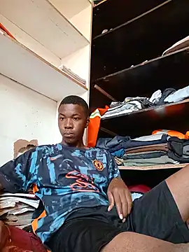 XXX chat uživo modela sweetdickboy2