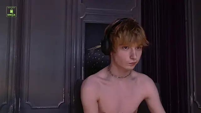 Your_avatar Webcam show