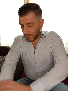 Alexdaniel89 Live Chatrum