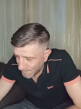 Alexdaniel89's Live XXX Chat