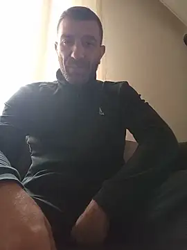 Alexdaniel89 在線直播表演