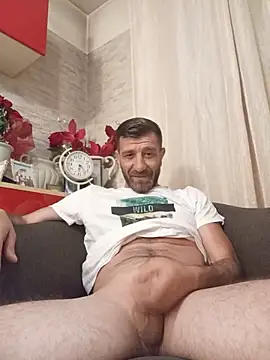 دردشة Alexdaniel89 الجنسية المباشرة