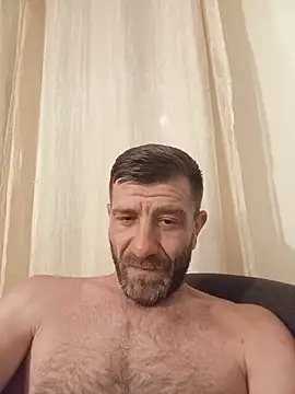 Alexdaniel89 Adlı Modelin Canlı Sohbet Odası