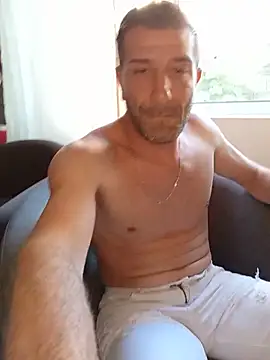 Alexdaniel89 Show in webcam