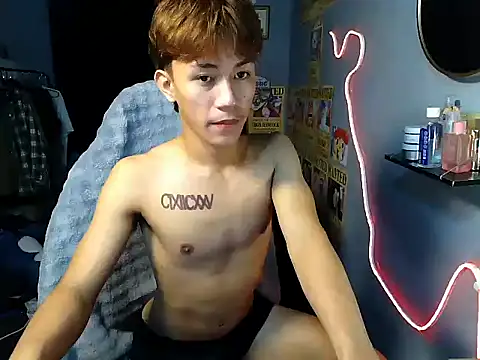 naughtyboyloy_0 在線直播表演