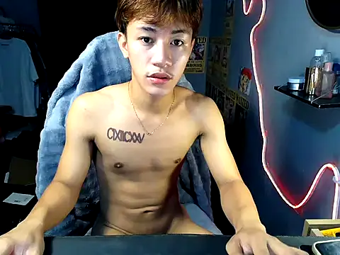 naughtyboyloy_0 – webcam-show