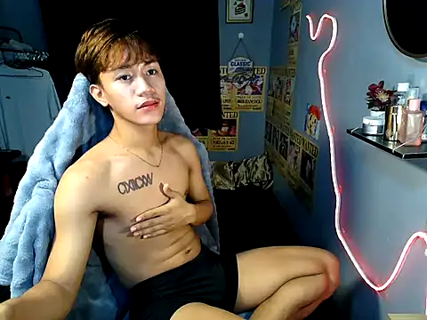naughtyboyloy_0 Pertunjukan Webcam