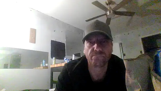 AidenMcKnight's Webcam Show