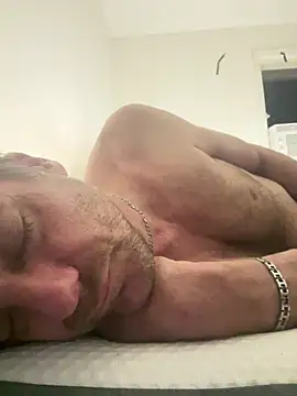 AidenMcKnight webkamerás műsora