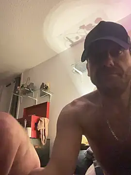 AidenMcKnight's Webcam Show