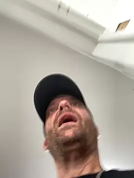 AidenMcKnight's Live XXX Chat