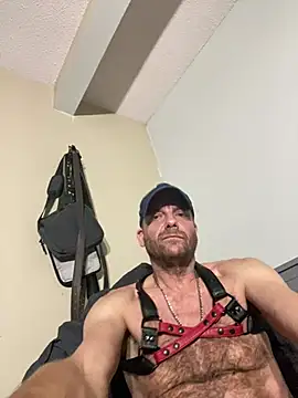 AidenMcKnight Show in webcam