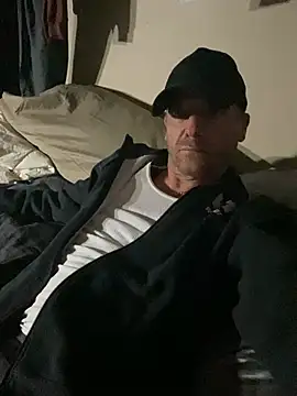 AidenMcKnight Show in webcam