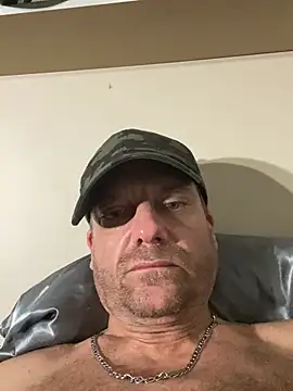 Show modela AidenMcKnight na web-kameri