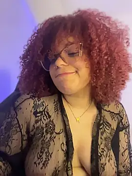 Czat XXX na żywo – Leyah__