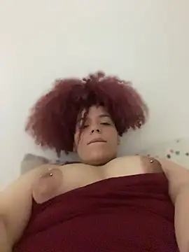 XXX chat uživo modela Leyah__