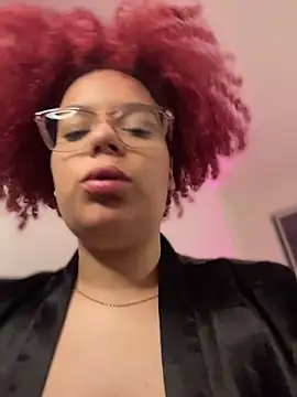 Leyah__'s Live XXX Chat