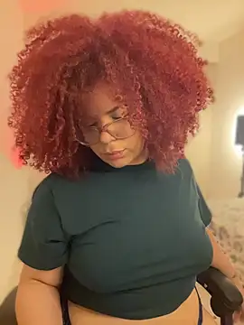 XXX chat uživo modela Leyah__