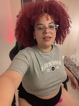 Leyah__ Chat XXX live