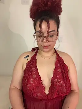 Chatroom XXX en direct de Leyah__