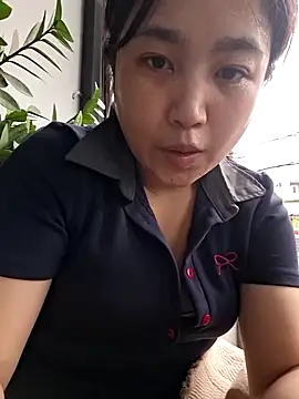 Chat +18 de Minn-cute ao vivo