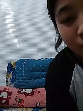 แชท XXX สดของ Minn-cute