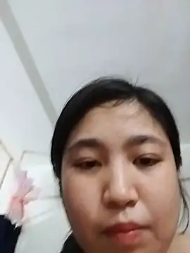 Chat +18 de Minn-cute ao vivo