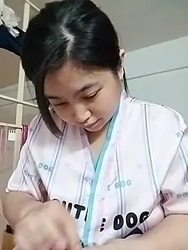 Živý XXX chat Minn-cute