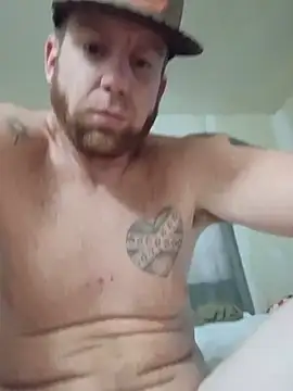 Show modela Clarkodile95 na web-kameri