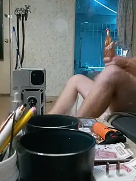 Clarkodile95's Webcam Show