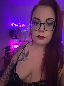 Miss_Lucifer6 라이브 XXX 채팅