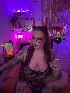 Czat XXX na żywo – Miss_Lucifer6