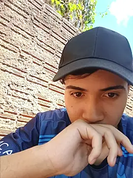 Nfsexy_hot Adlı Modelin Web Kamerası Şovu